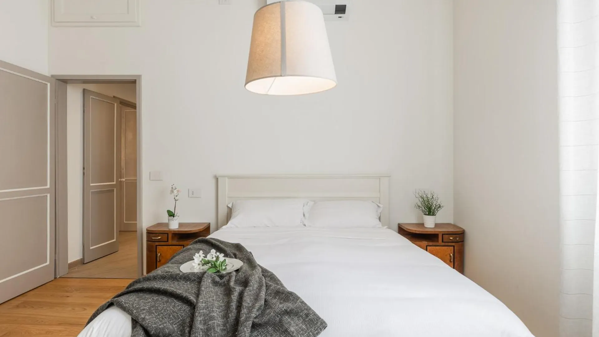 Righi Apartment Bolonia