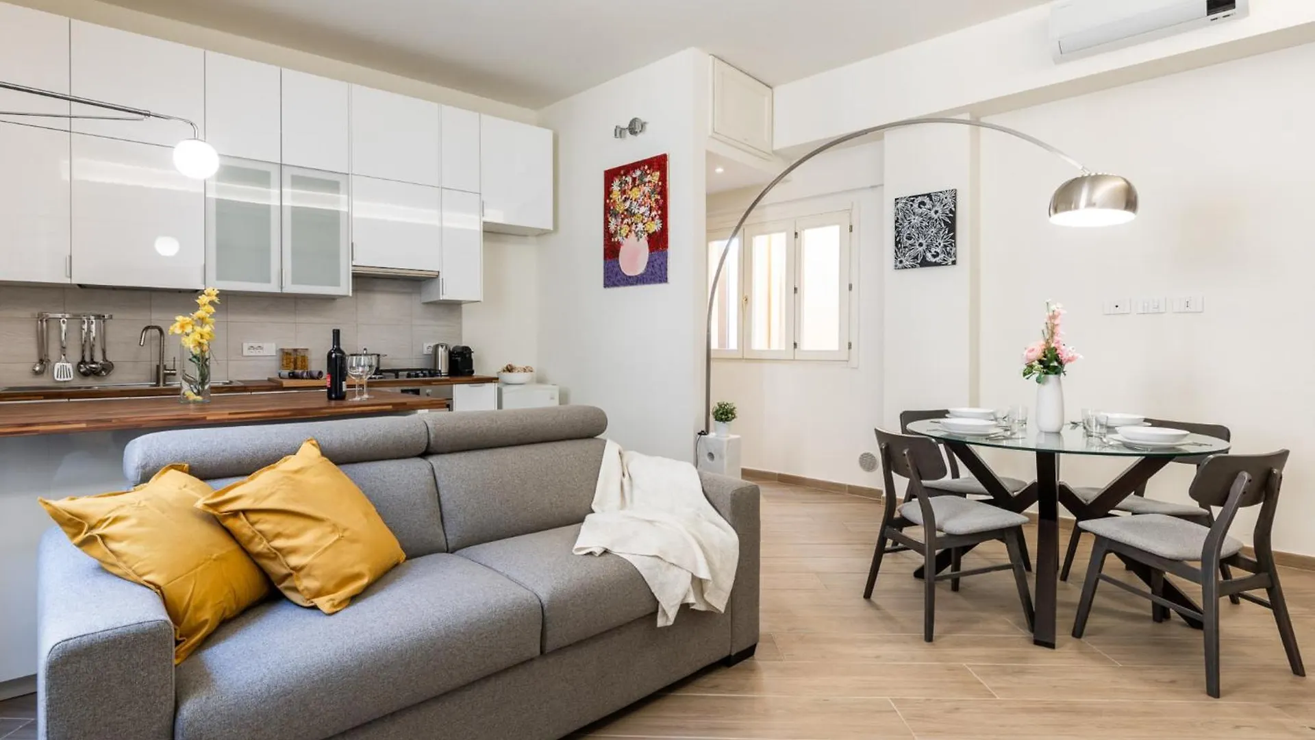 Righi Apartment Bolonia